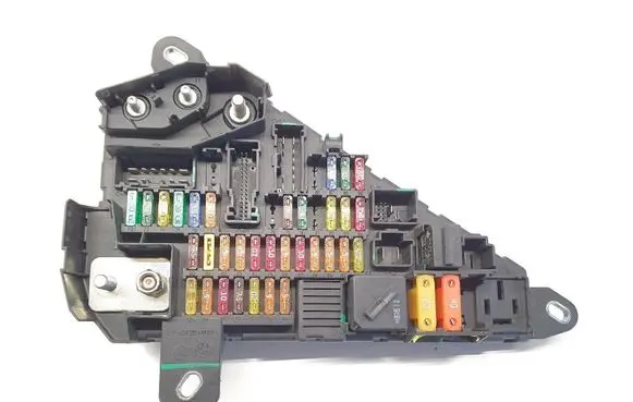 BMW 5 E60 E61 Fuse module 6906603 nr9014