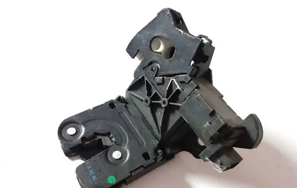 Audi A3 S3 8P Tailgate/trunk/boot lock/catch/latch 8P4827505