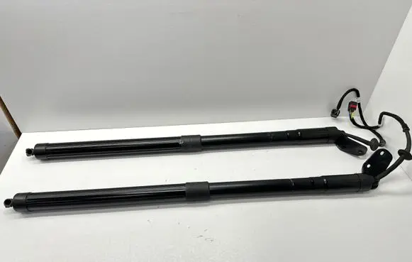 Porsche Cayenne (92A) Tailgate/trunk strut/damper 7P5827851F