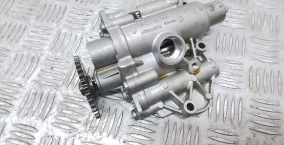 Volkswagen Jetta USA Oil pump 04E115109S