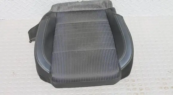 Nissan Qashqai J12 Seat trim SIEDZISKOPPTEKNA