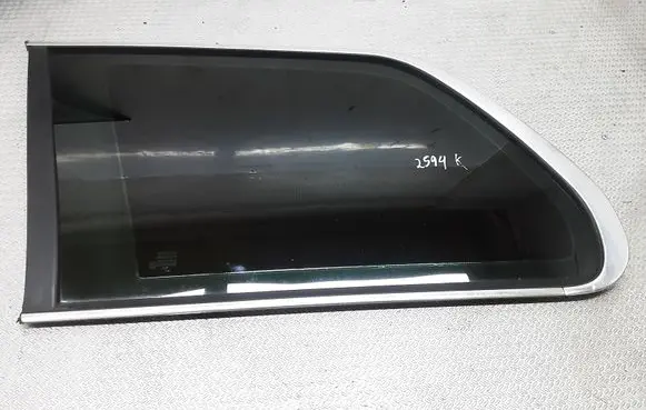 Volvo XC90 Rear side window 43R001582