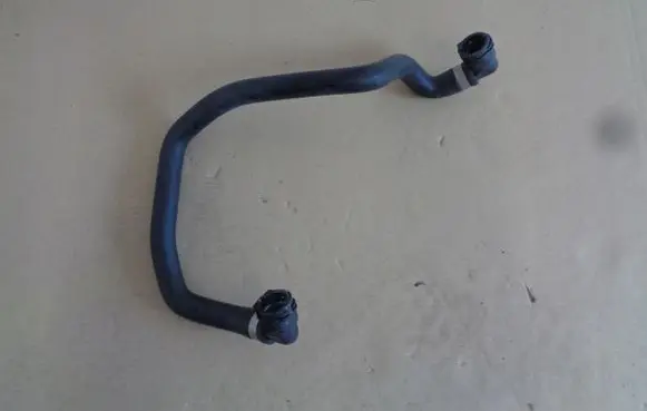 Mercedes-Benz SLK R172 Engine coolant pipe/hose A1725012382