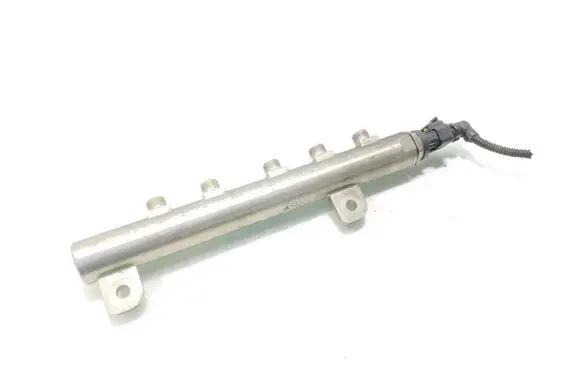 Opel Astra H Fuel main line pipe 55197370 0445214095