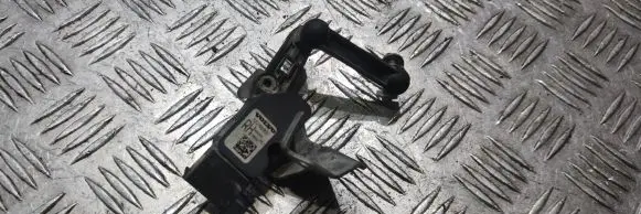 Volvo S60 Air suspension front height level sensor 32246992