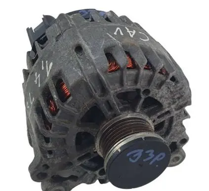 Volkswagen Golf VI Generator/alternator 03c903025d
