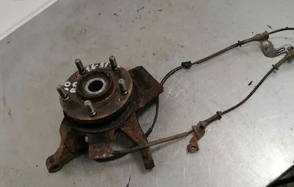 Hyundai i30 Front wheel hub