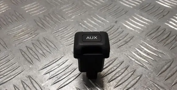 Honda Accord AUX in-socket connector M34736