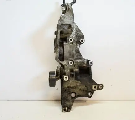Volkswagen PASSAT B6 Other engine bay part 03L903143D