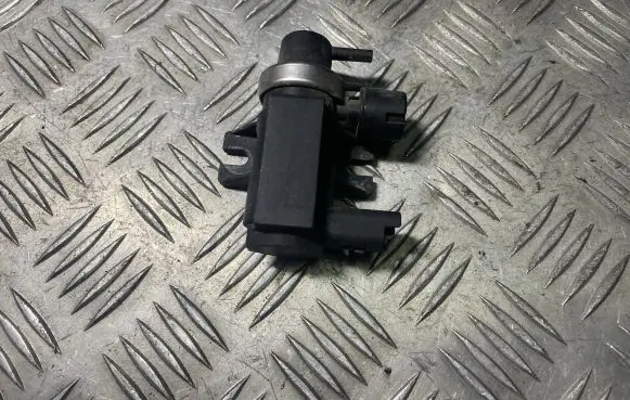 Citroen C3 Turbo solenoid valve 9641726680 72832800 03T262