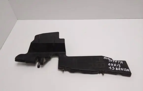 Toyota Auris E180 Other engine bay part 165930Y010