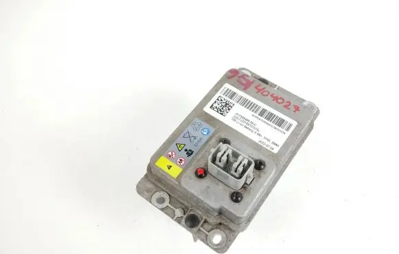 Tesla Model Y Hybrid / electric car battery 159848699D 20220708 CZT22189101078