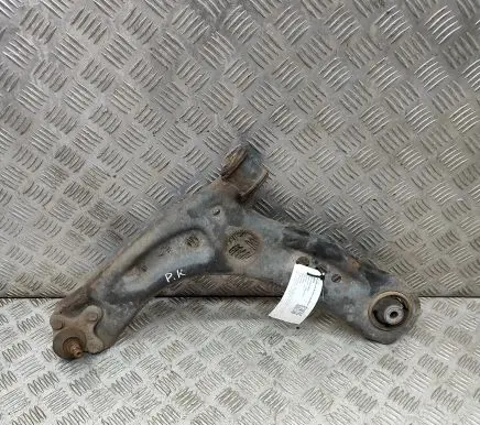 Volkswagen Golf VII Front lower control arm/wishbone 5Q0407151J