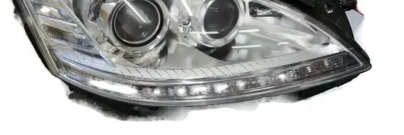 Mercedes-Benz S W221 Headlight/headlamp