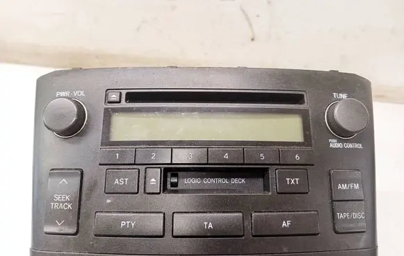 Toyota Avensis T250 Radio/CD/DVD/GPS head unit 8612005070