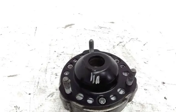 Coil spring mount