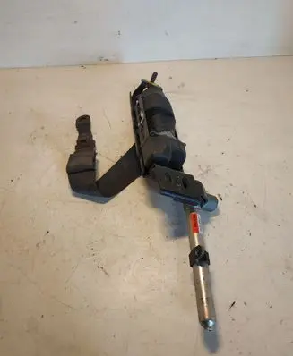 Volvo V50 Front seatbelt 234587 6008892