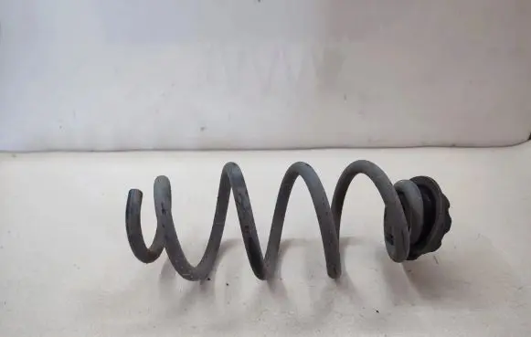Nissan X-Trail T32 Rear coil spring