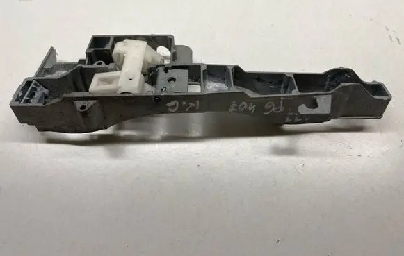 Front door exterior handle/bracket