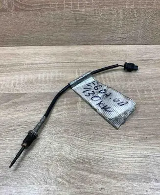 BMW 1 F20 F21 Exhaust gas temperature sensor 7805607 2656001790