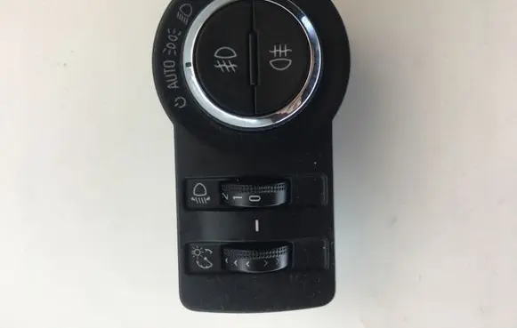 Opel Insignia A Light switch 13268694 251547
