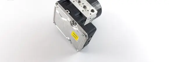 Volkswagen Touareg II ABS Pump 7P0907379R 7P0614517R