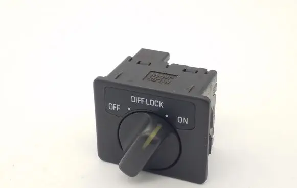 Nissan Patrol Y61 Differential lock switch 3625W