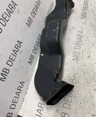 Porsche Macan (95B) Cabin air duct channel 8R1819655