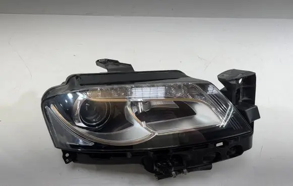 Audi A3 S3 8P Headlight/headlamp 8P0941004