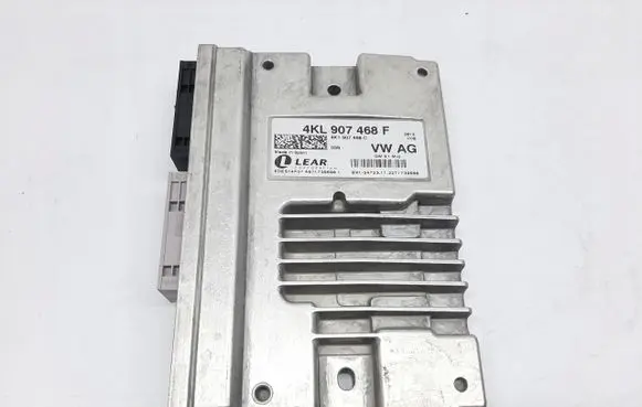 Audi A8 S8 D5 Fan control module 4KL907468F