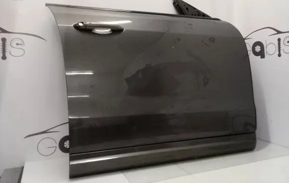 Maserati Levante Front door HP29050A 91621