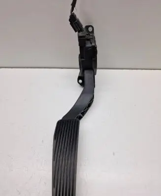 Lancia Thema Accelerator throttle pedal 04861716AB 6PV93396609