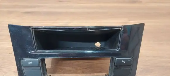 BMW 5 E60 E61 Dashboard storage box/compartment 9139391 9156028 9159076