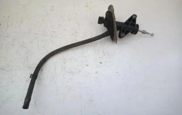 Ford Mondeo Mk III Clutch slave cylinder 1S71-7A543-AD