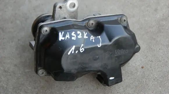 Nissan Qashqai EGR valve 147101478R