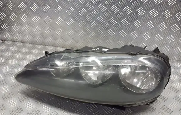 Alfa Romeo 147 Headlight/headlamp