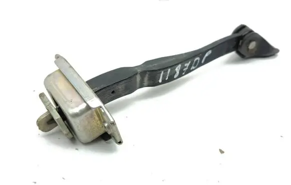 Nissan X-Trail T32 Front door check strap stopper 