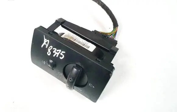 Ford Mondeo Mk III Light switch 4s7t13a024ca