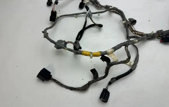 Ford Mustang V Front door wiring loom DR3T14630BE