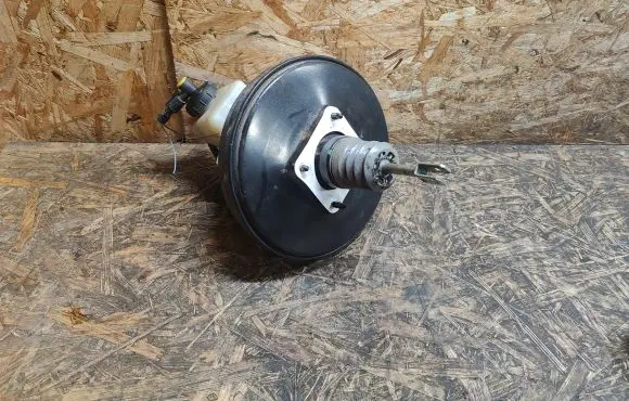 Dacia Logan I Brake booster 472102876