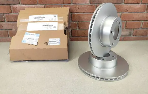 BMW 3 E90 E91 Front brake disc 6854998 6772669 6764643