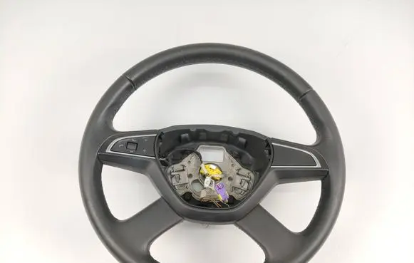 Skoda Rapid (NH) Steering wheel 5J0419091P