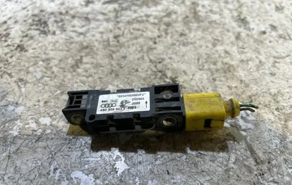 Audi A6 S6 C6 4F Airbag deployment crash/impact sensor 4B0959643E 250903 0232H039BGFZ