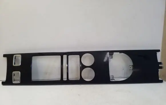 Other center console (tunnel) element