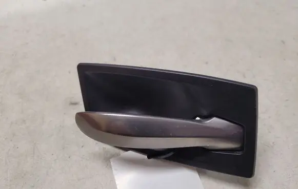 BMW 5 E60 E61 Front door interior handle 70342889 70762569