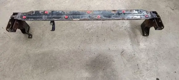Ford Kuga II Front bumper mounting bracket