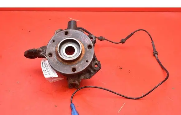 Peugeot 207 CC Front wheel hub spindle knuckle