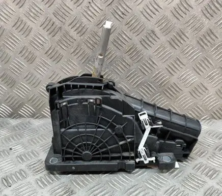 Volvo S90, V90 Gear shifter/selector 32240021