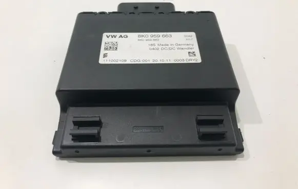 Voltage converter inverter