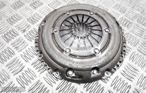 Audi A1 Pressure plate 3082001168